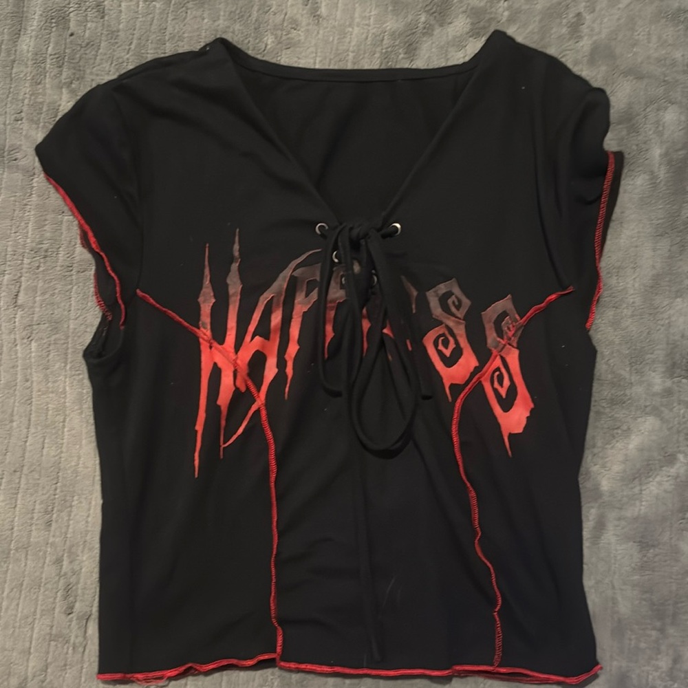 emo black red desgined cropped shirt